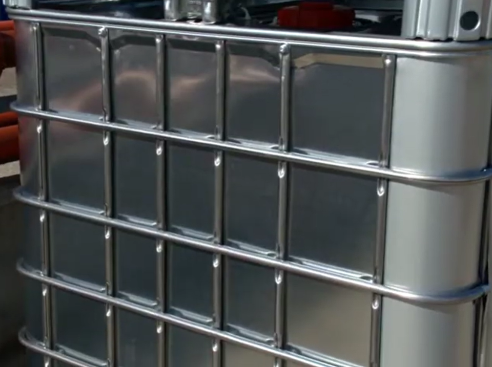 Conseiller à la sécurité Experitia : un exemple d'IBC métallique